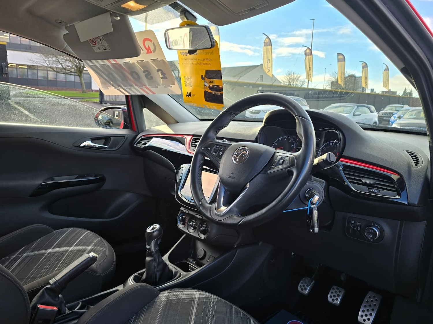 Used Vauxhall Corsa 2015 for sale - 76638920: Photo 4