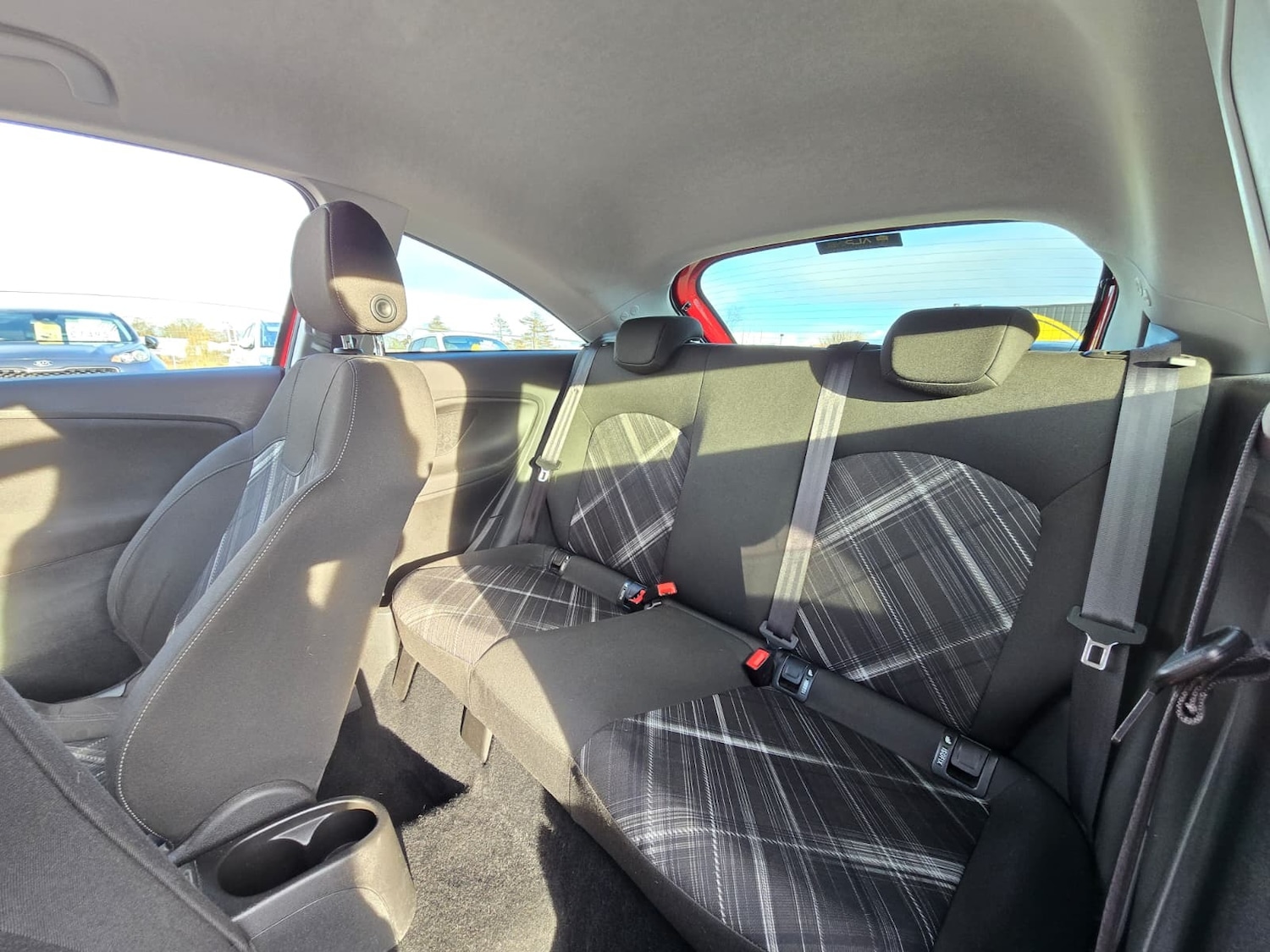 Used Vauxhall Corsa 2015 for sale - 76638920: Photo 9