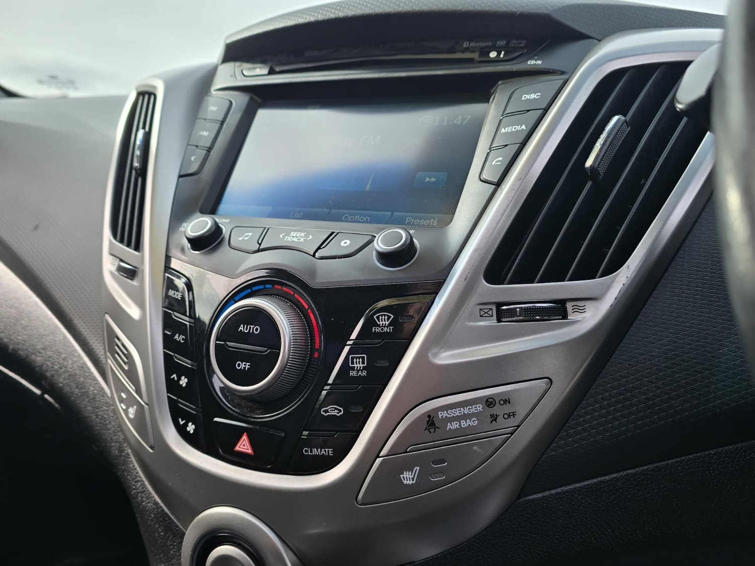 Used Hyundai Veloster 2013 for sale - 77980287: Photo 16