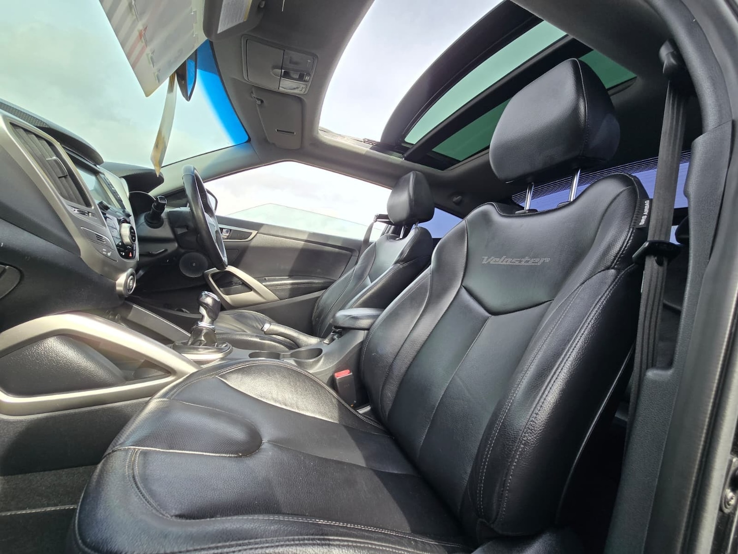 Used Hyundai Veloster 2013 for sale - 77980287: Photo 7