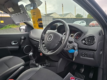 Used Renault Clio 2012 for sale - 75776210: Photo