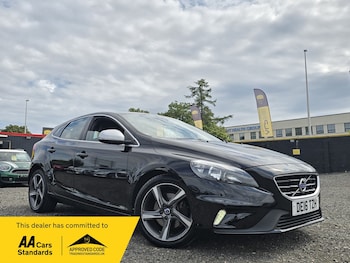 Used Volvo V40 2016 for sale - 79504001: Photo