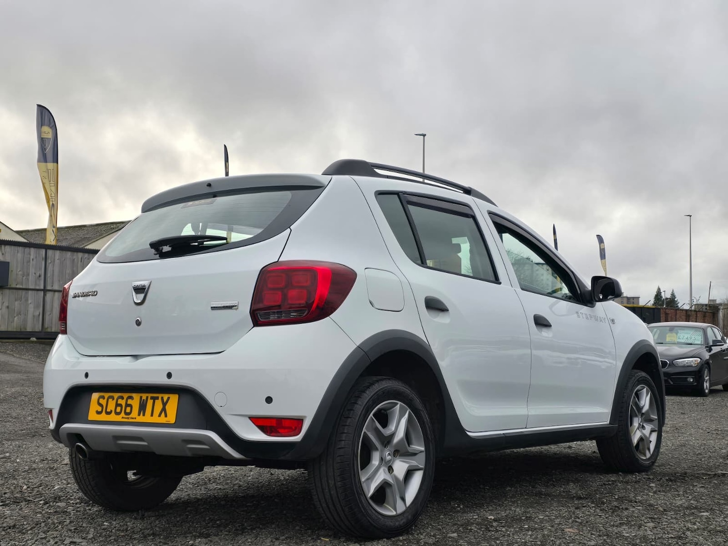 Used Dacia Sandero Stepway 2016 for sale - 77678922: Photo 6