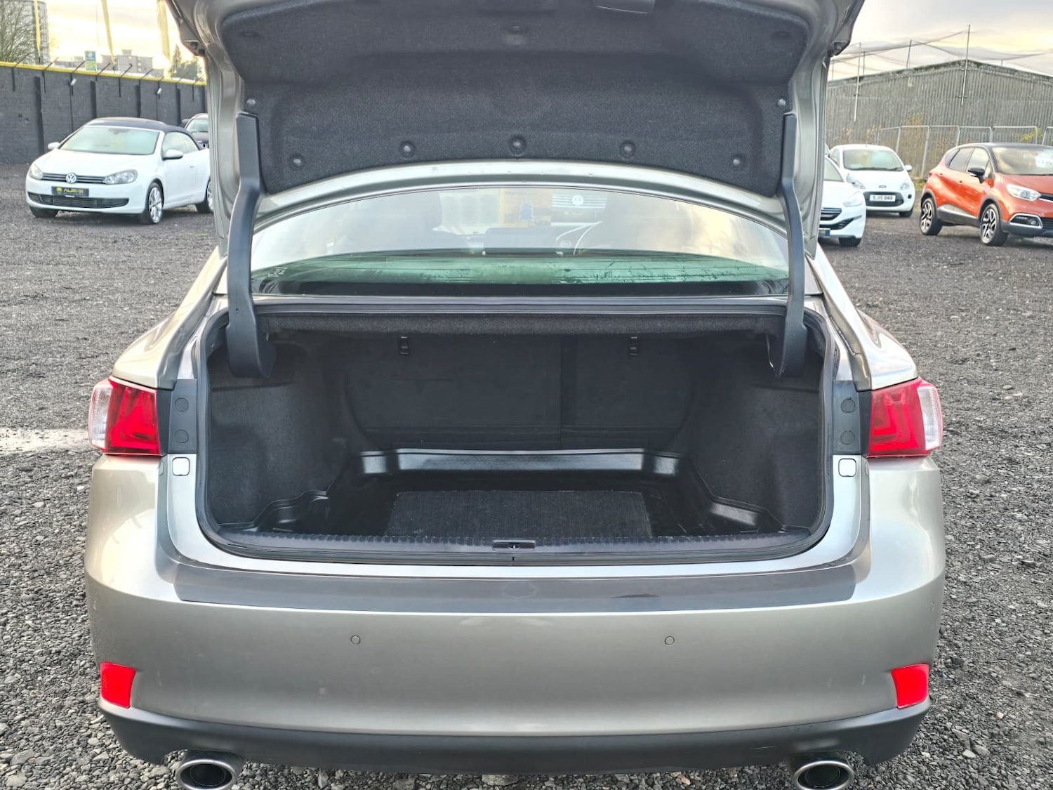 Used Lexus IS 2014 for sale - 76664574: Photo 15