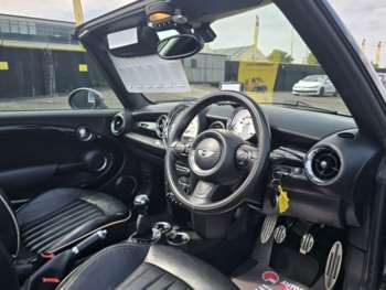 Used MINI Convertible 2012 for sale - 75019270: Photo