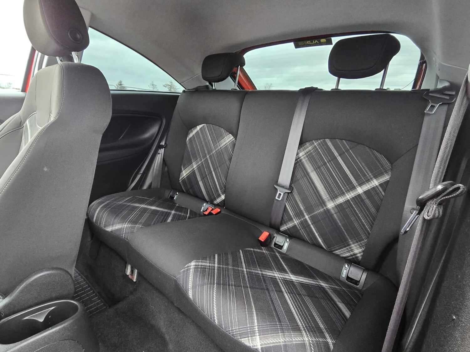 Used Vauxhall Corsa 2015 for sale - 78123520: Photo 9