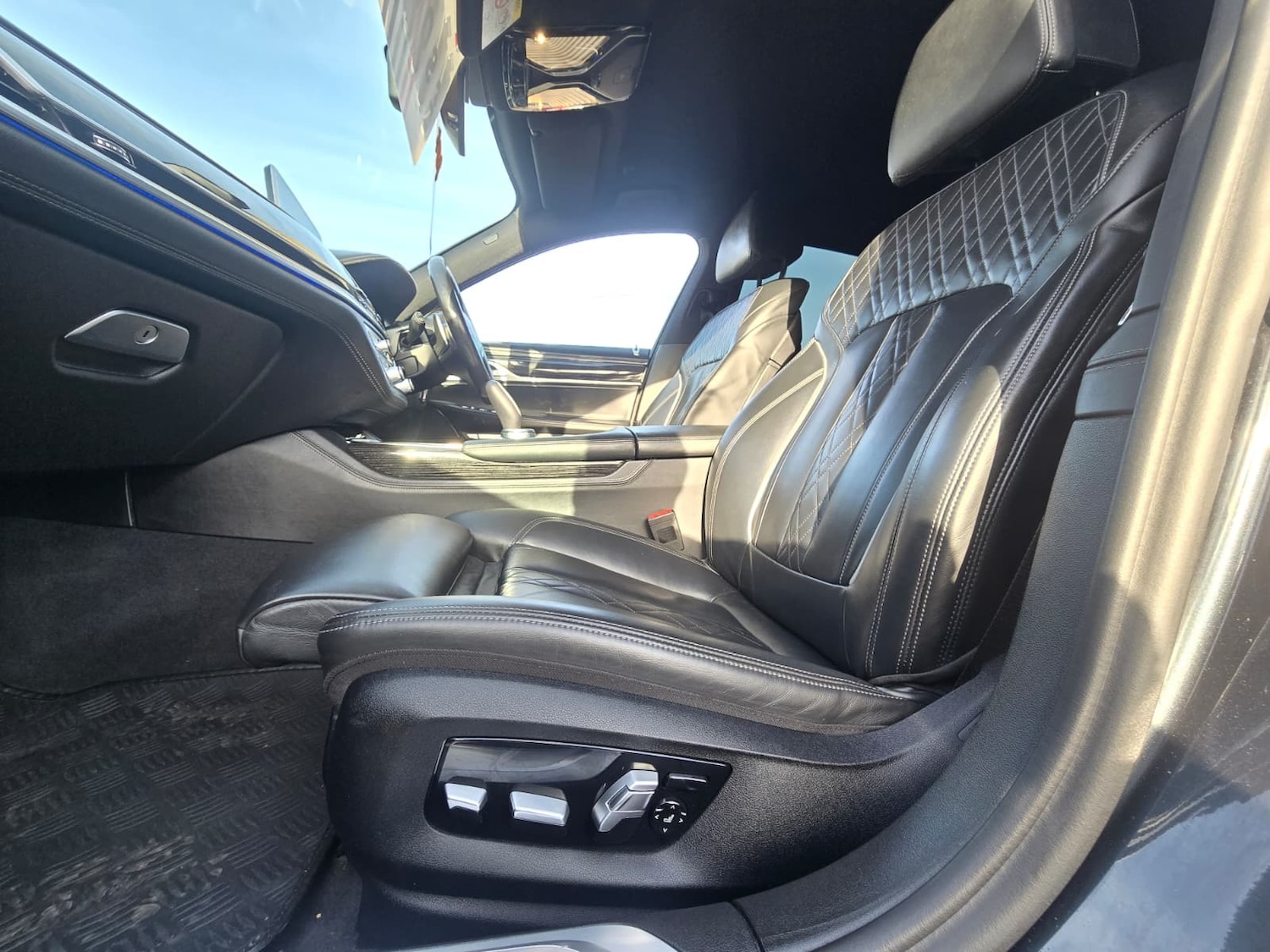 Used BMW 7 Series 2017 for sale - 77717719: Photo 8