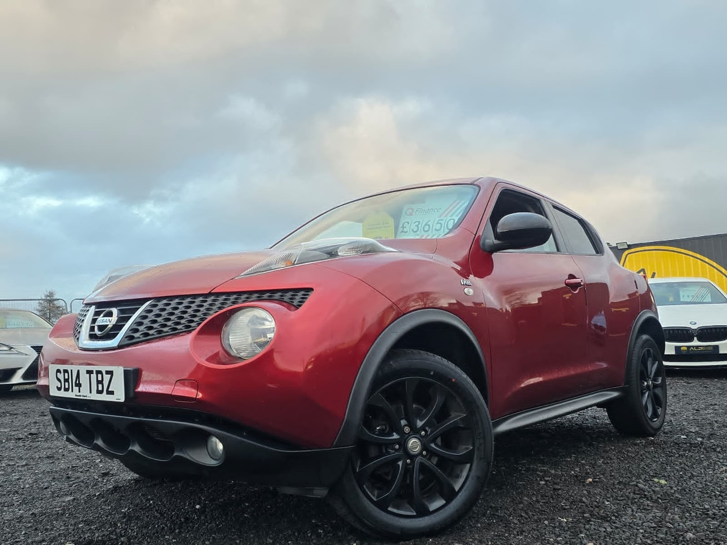 Used Nissan Juke 2014 for sale - 76796192: Photo 3