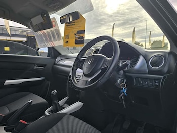 Used Suzuki Vitara 2016 for sale - 76008113: Photo 4