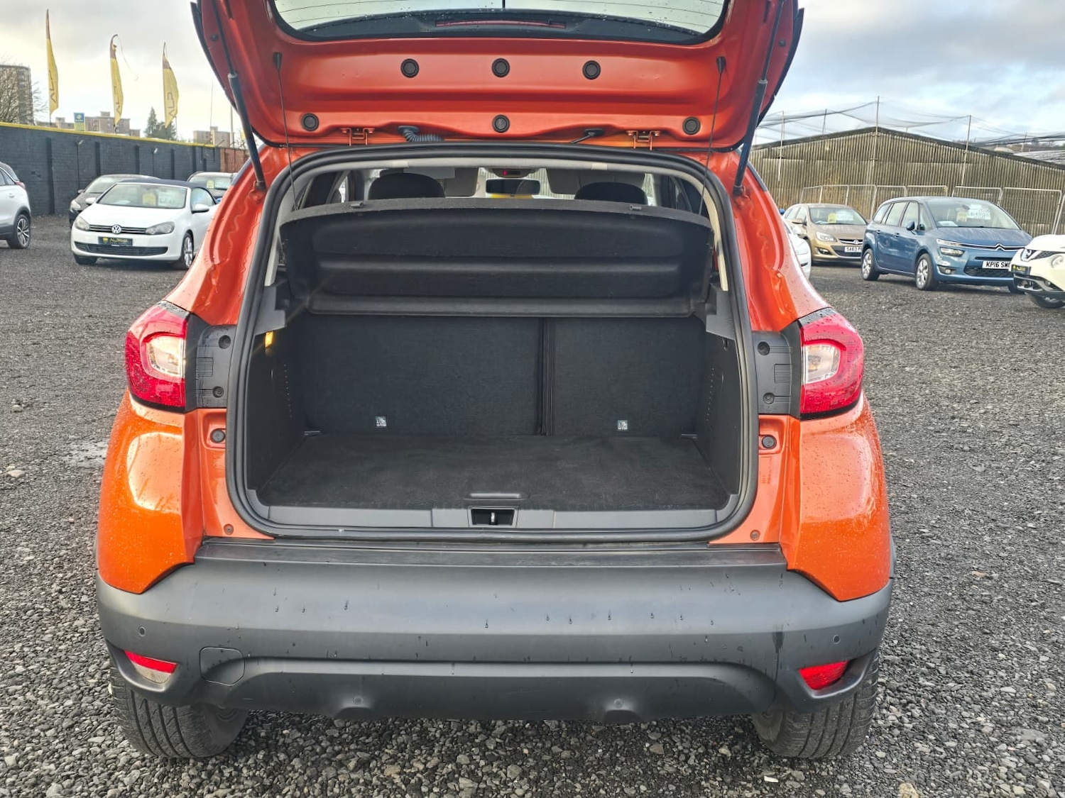 Used Renault Captur 2017 for sale - 76777362: Photo 12