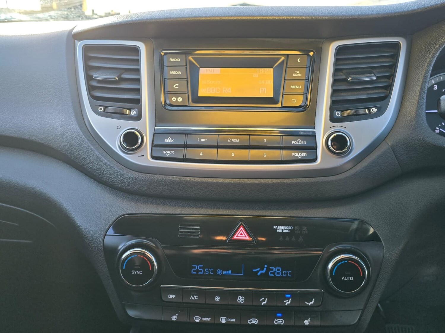 Used Hyundai TUCSON 2017 for sale - 77889265: Photo 16