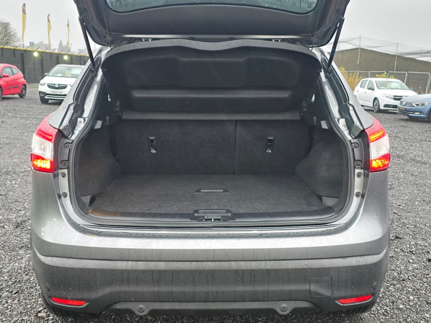 Used Nissan Qashqai 2014 for sale - 76544326: Photo 11