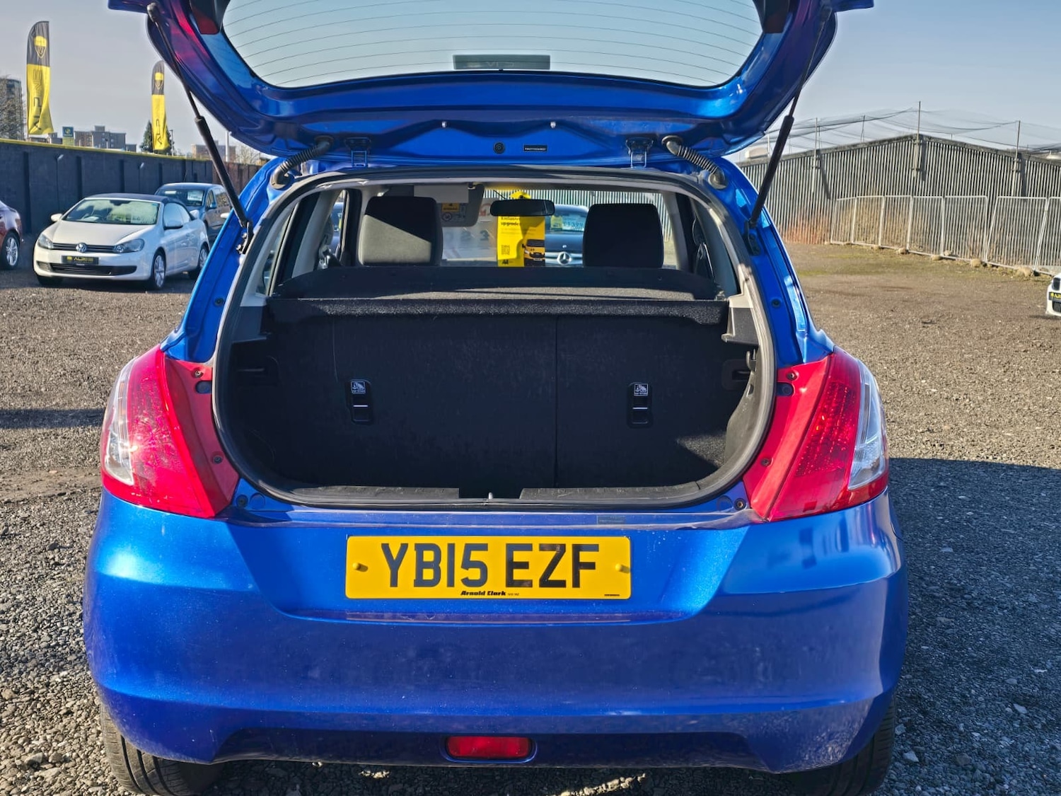 Used Suzuki Swift 2015 for sale - 77555370: Photo 10