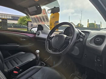 Used Peugeot 108 2016 for sale - 79594343: Photo