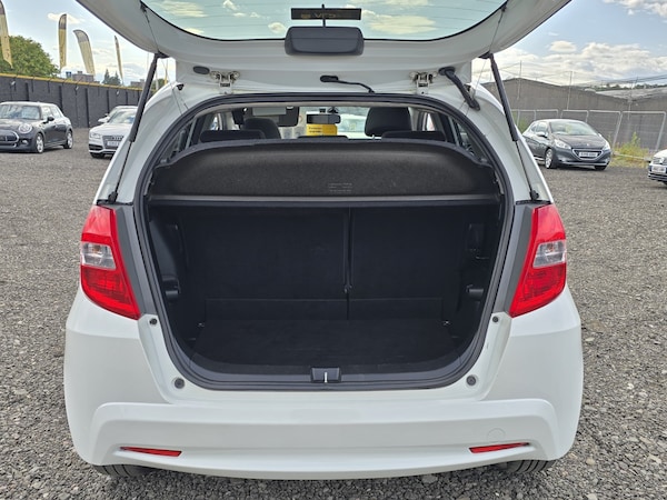Used Honda Jazz 2013 for sale - 75407861: Photo 14
