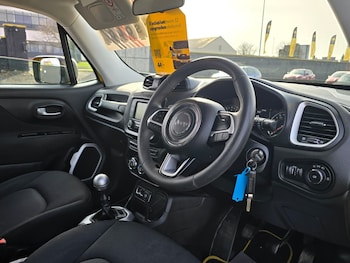Used Jeep Renegade 2016 for sale - 78132176: Photo