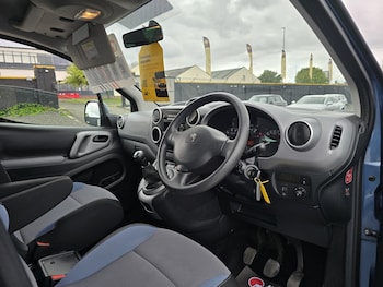 Used Peugeot Partner Tepee 2016 for sale - 77578795: Photo