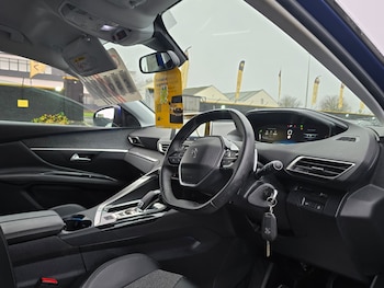 Used Peugeot 3008 2018 for sale - 76517841: Photo