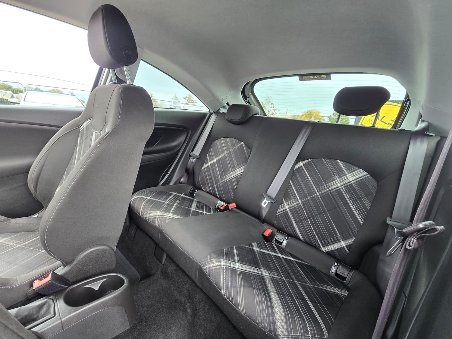 Used Vauxhall Corsa 2016 for sale - 76422409: Photo 9