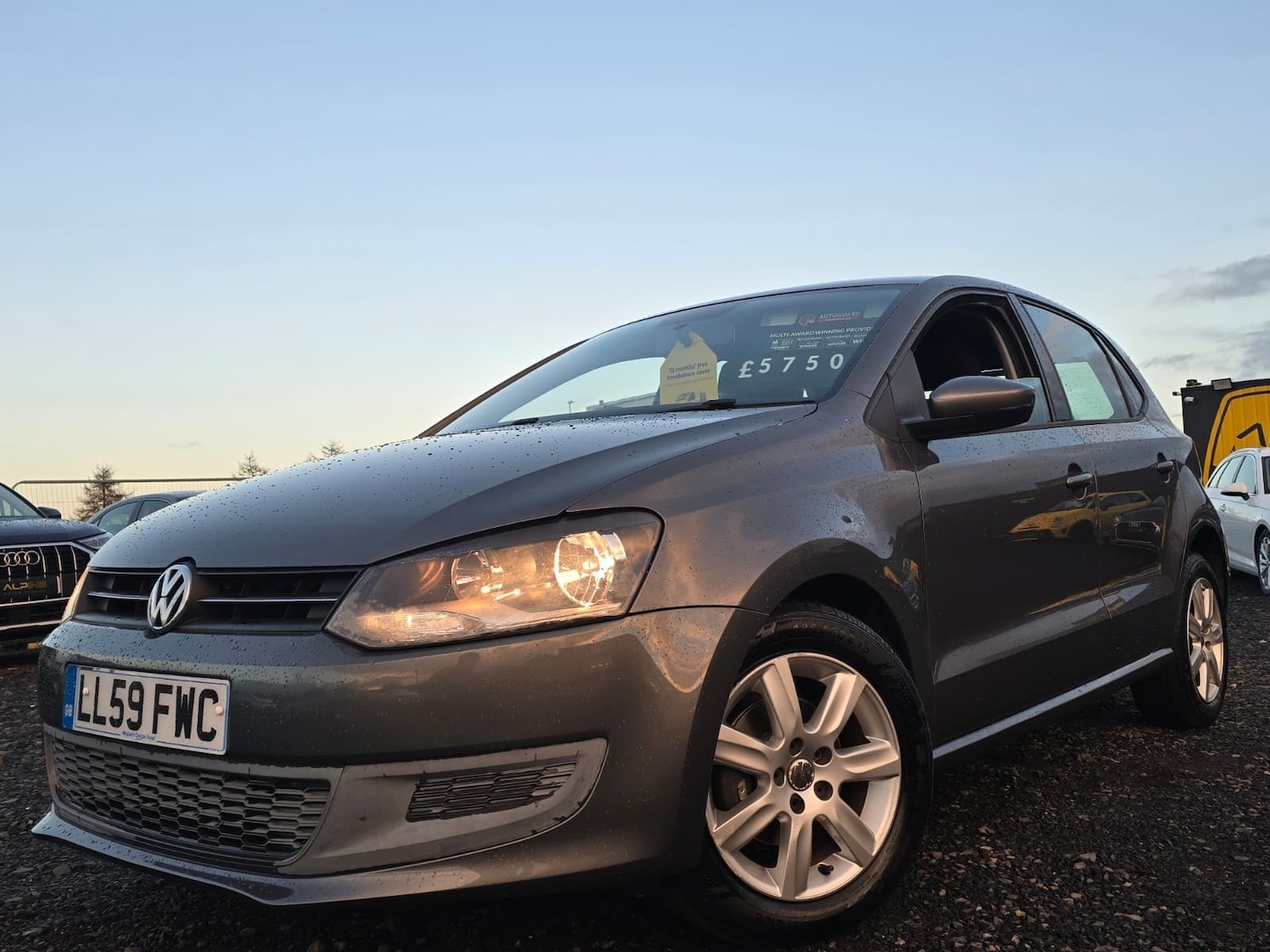 Used Volkswagen Polo 2009 for sale - 77004730: Photo 2