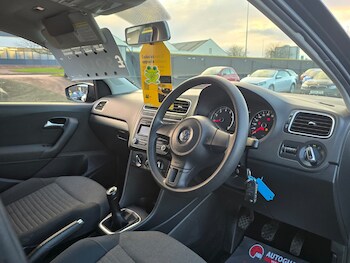 Used Volkswagen Polo 2009 for sale - 77004730: Photo