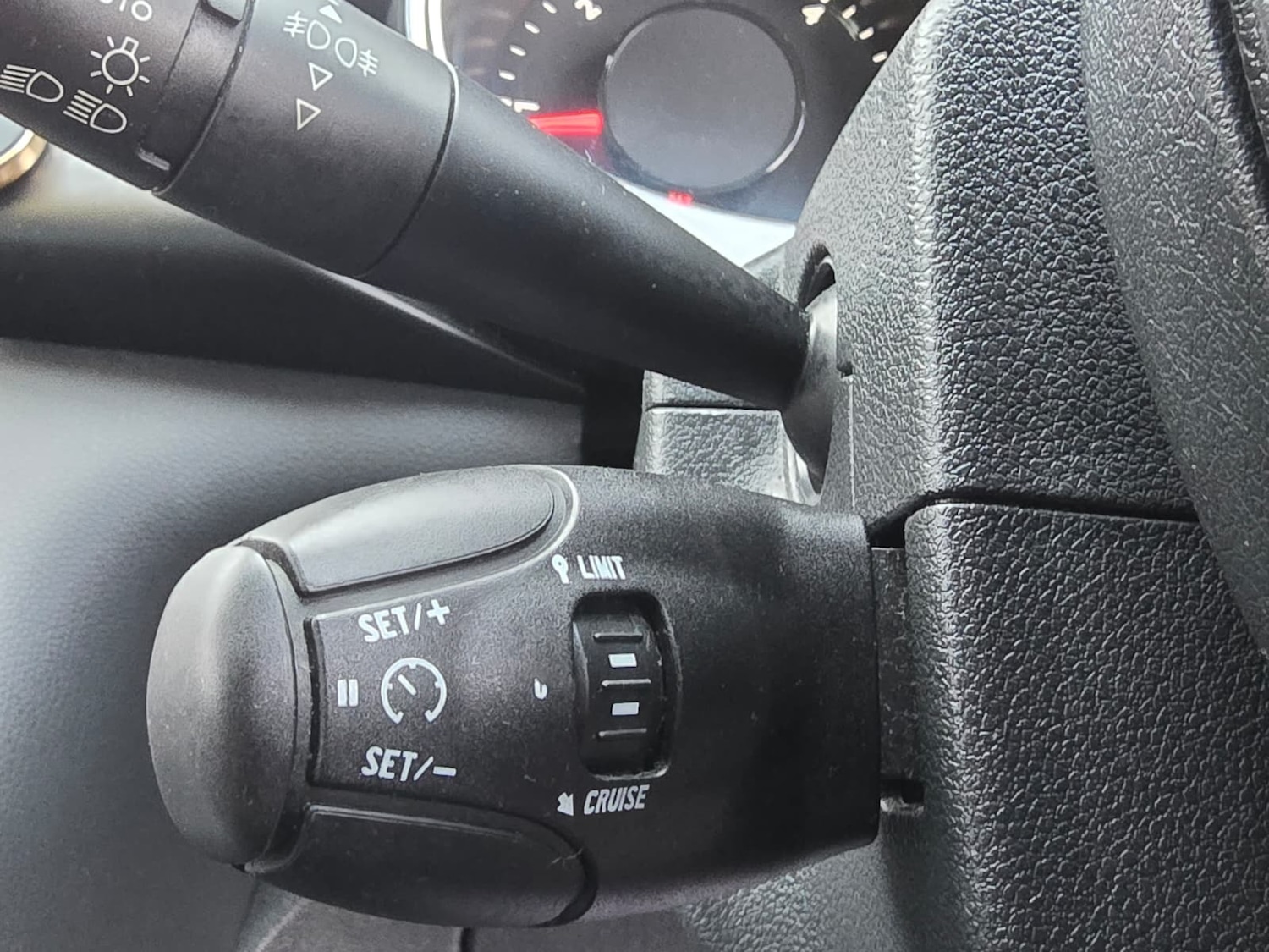 Used Peugeot 3008 2012 for sale - 77797037: Photo 11