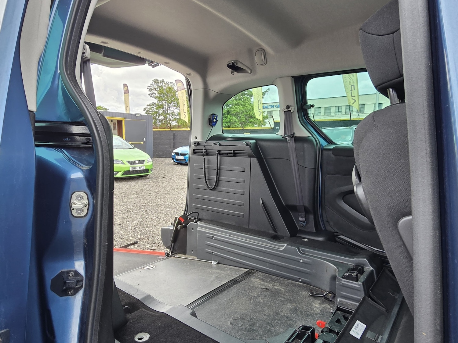 Used Peugeot Partner Tepee 2016 for sale - 77980198: Photo 12