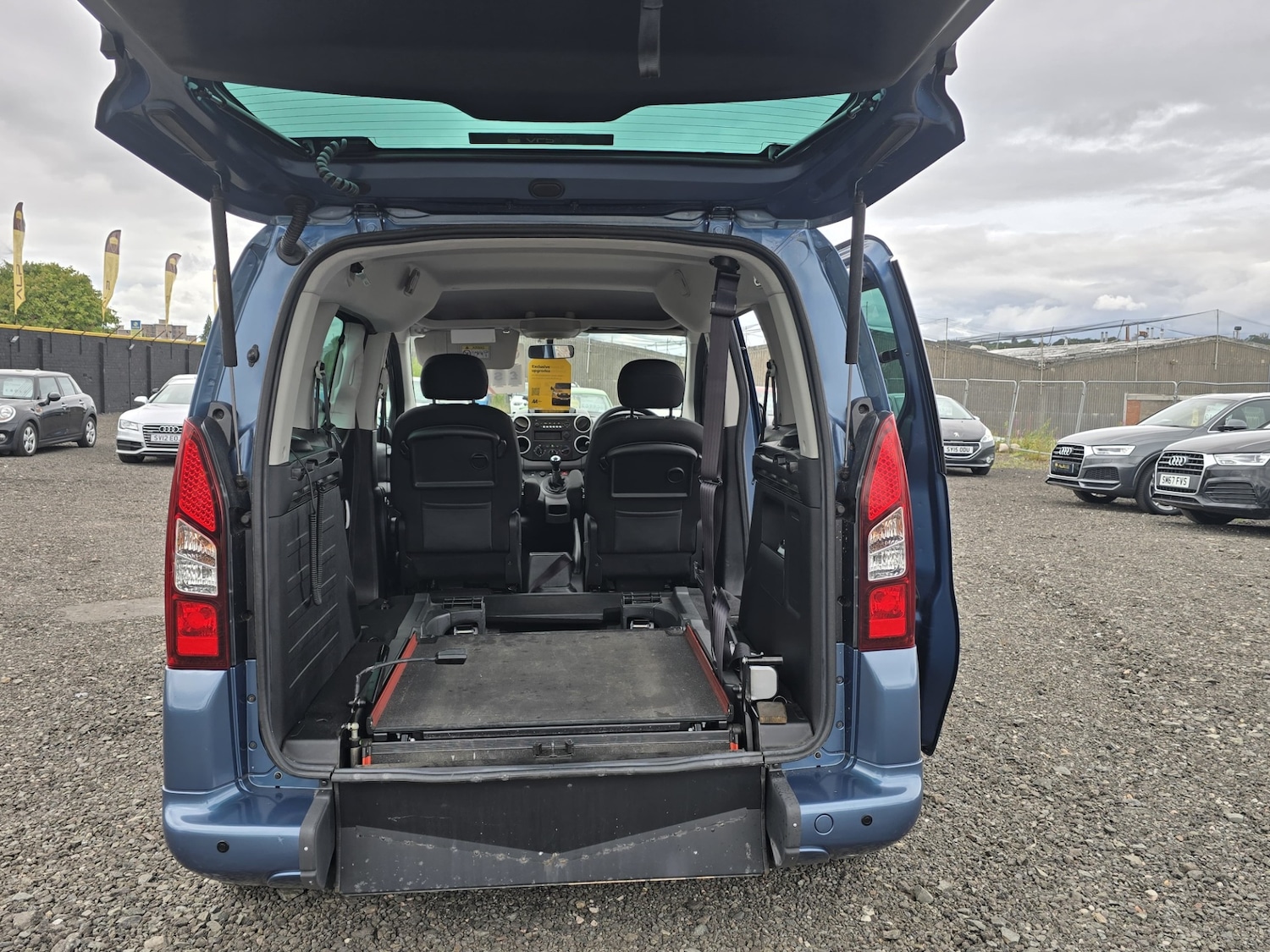 Used Peugeot Partner Tepee 2016 for sale - 77980198: Photo 9