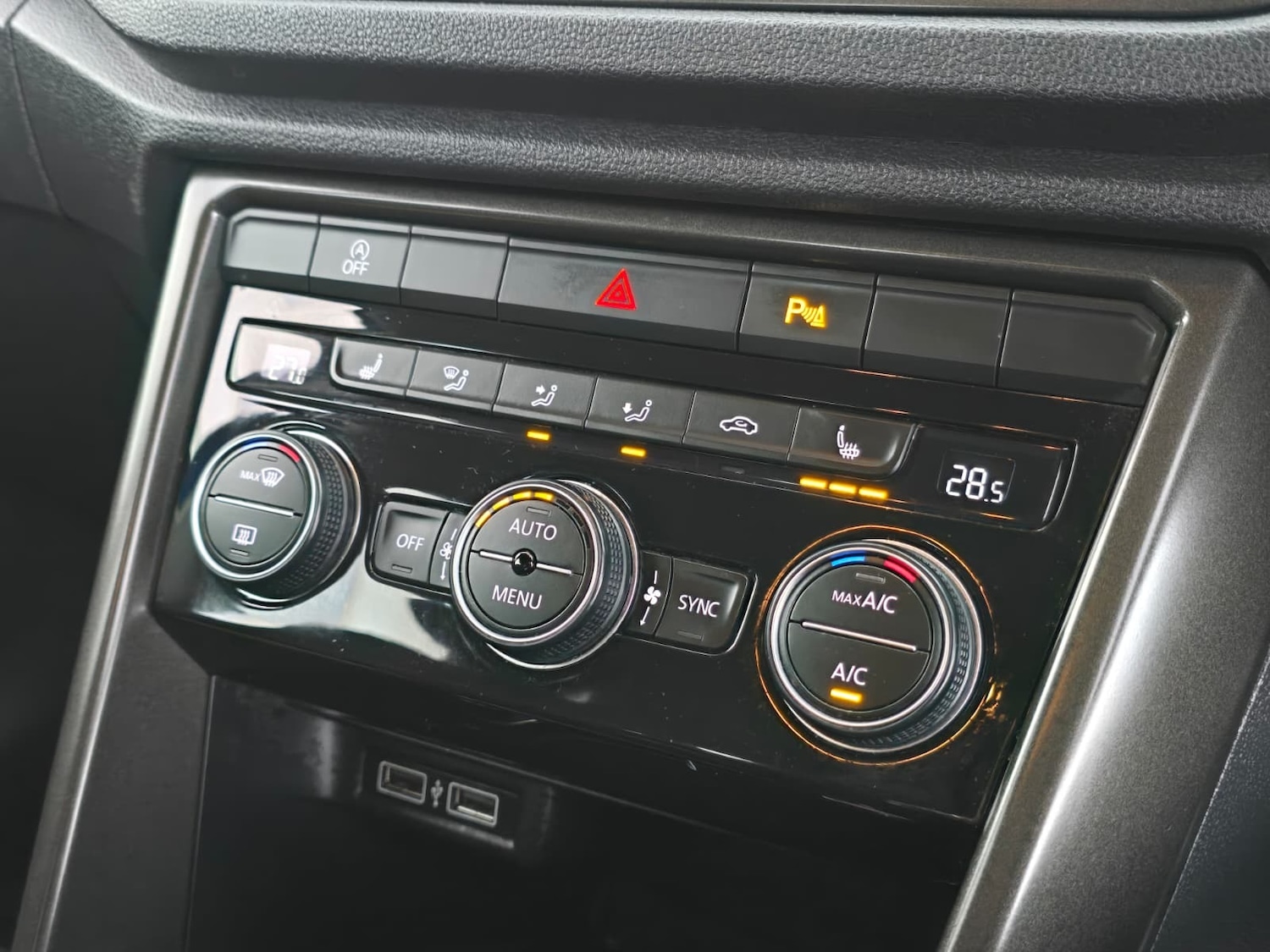 Used Volkswagen T-Roc 2019 for sale - 76906387: Photo 16