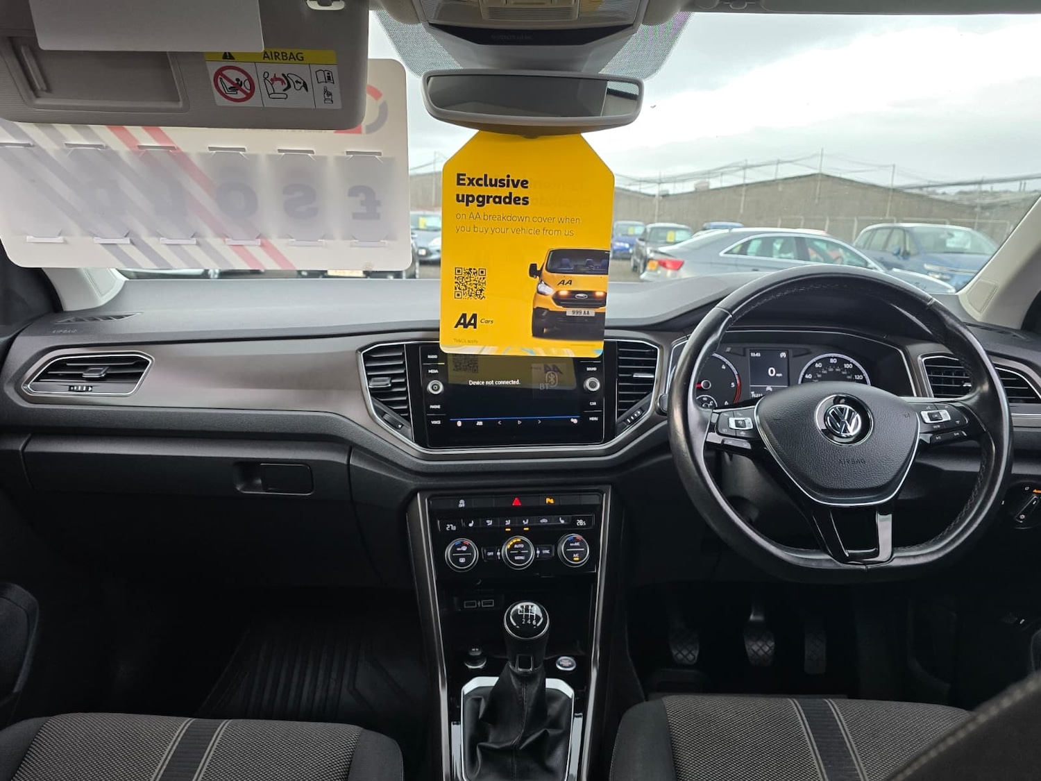 Used Volkswagen T-Roc 2019 for sale - 76906387: Photo 4