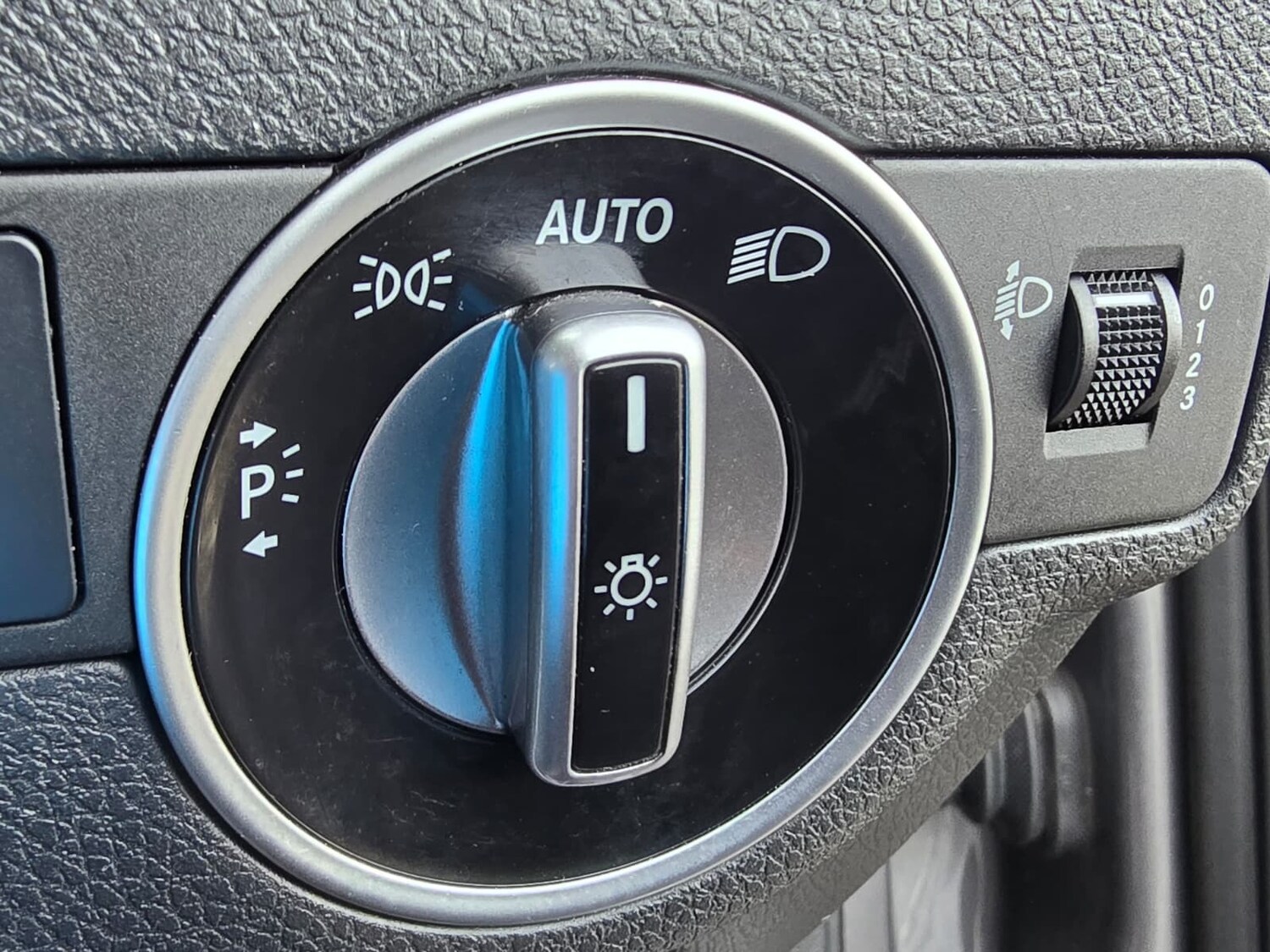 Used Mercedes-Benz GLA 2015 for sale - 77556084: Photo 24