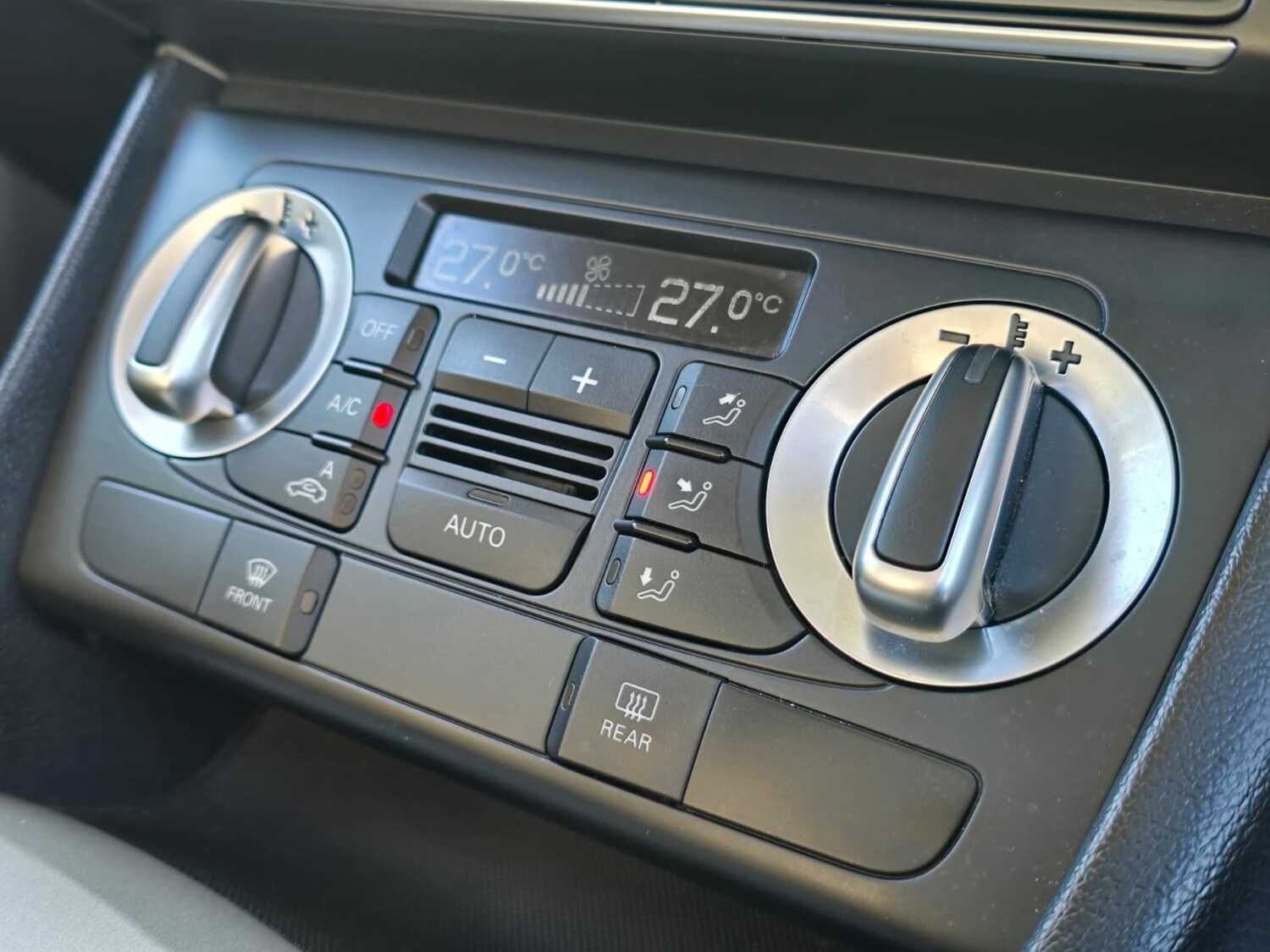 Used Audi Q3 2013 for sale - 78123308: Photo 14