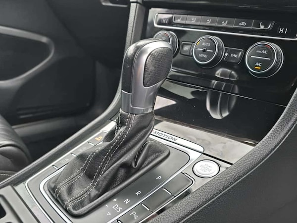Used Volkswagen Golf 2016 for sale - 76170947: Photo 10