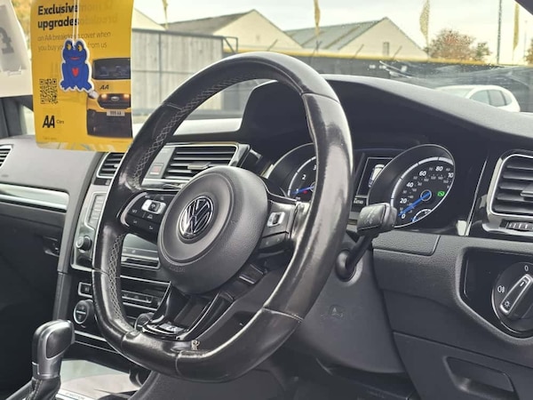 Used Volkswagen Golf 2016 for sale - 76170947: Photo 11