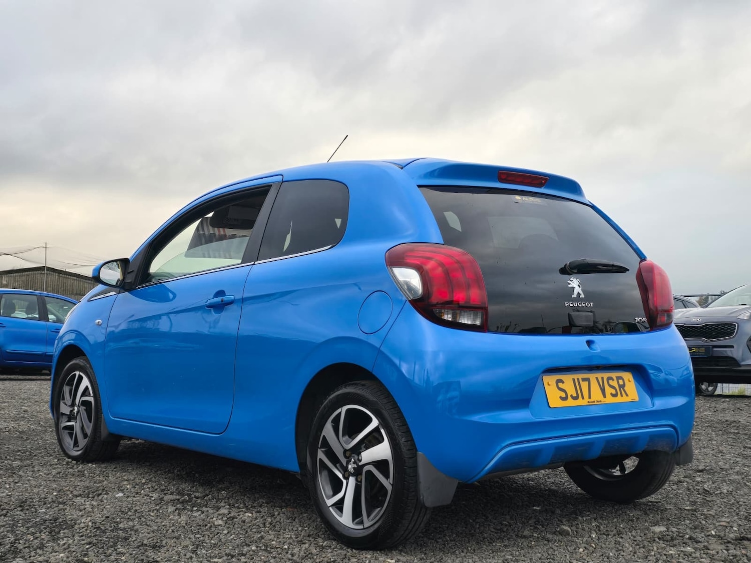 Used Peugeot 108 2017 for sale - 76493806: Photo 7