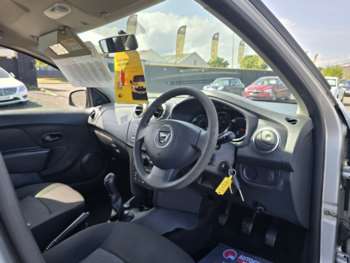 Used Dacia Sandero 2016 for sale - 75273008: Photo