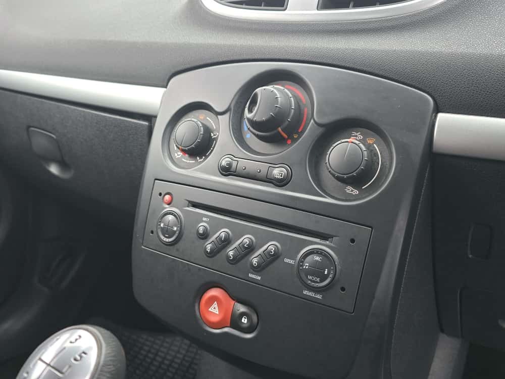 Used Renault Clio 2008 for sale - 76366772: Photo 12