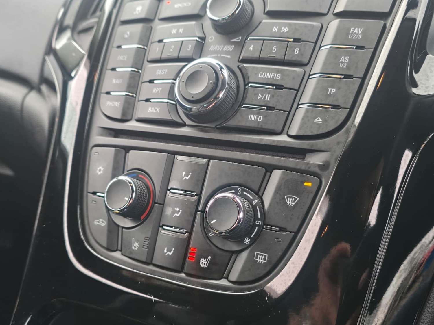 Used Vauxhall Astra GTC 2015 for sale - 77272485: Photo 13