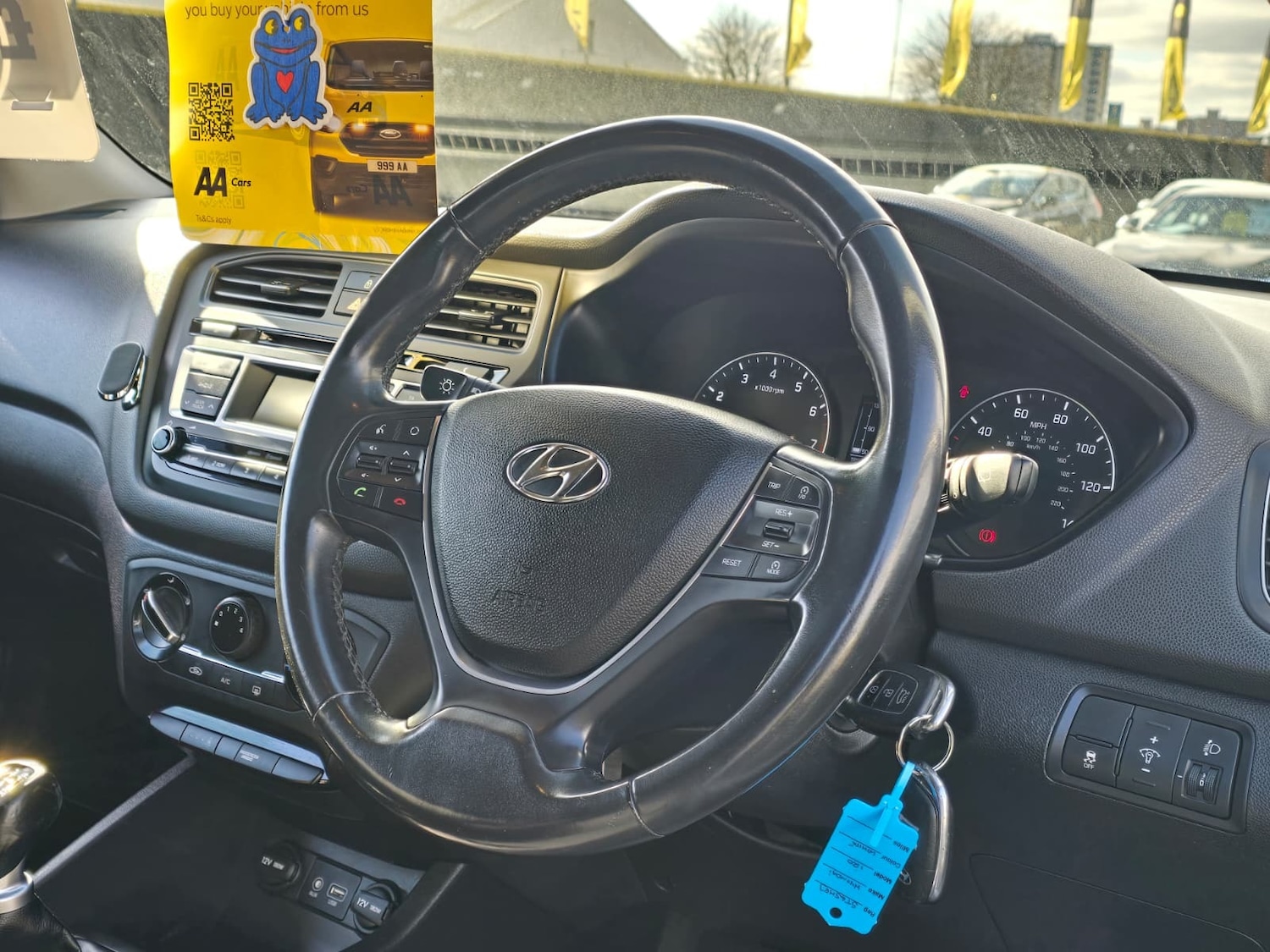 Used Hyundai i20 2015 for sale - 77790329: Photo 12