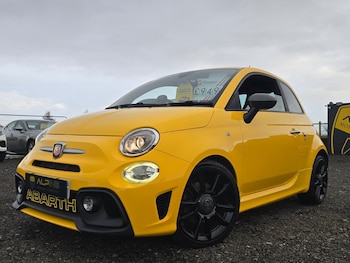 Used Abarth 595 2017 for sale - 76906264: Photo