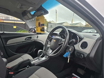 Used Chevrolet Cruze 2011 for sale - 76130364: Photo 4