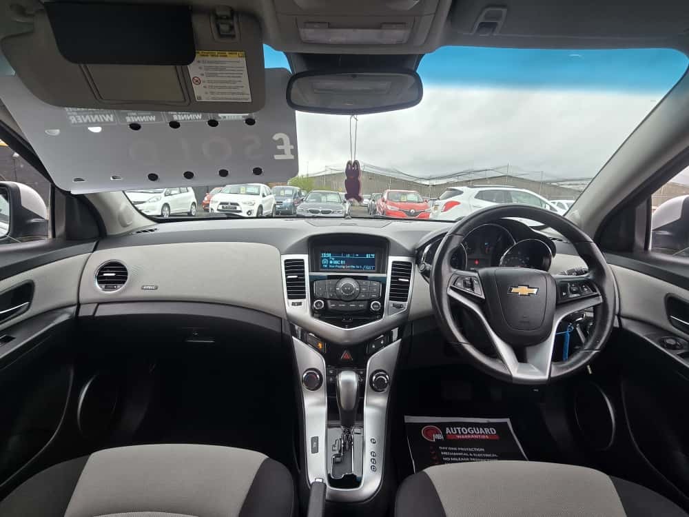 Used Chevrolet Cruze 2011 for sale - 76130364: Photo 5