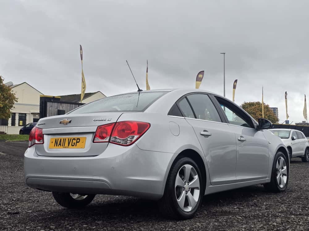 Used Chevrolet Cruze 2011 for sale - 76130364: Photo 6