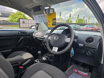 Used Volkswagen Beetle 2011 for sale - 78616595: Photo