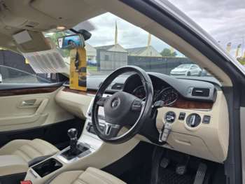 Used Volkswagen Passat 2010 for sale - 74831100: Photo