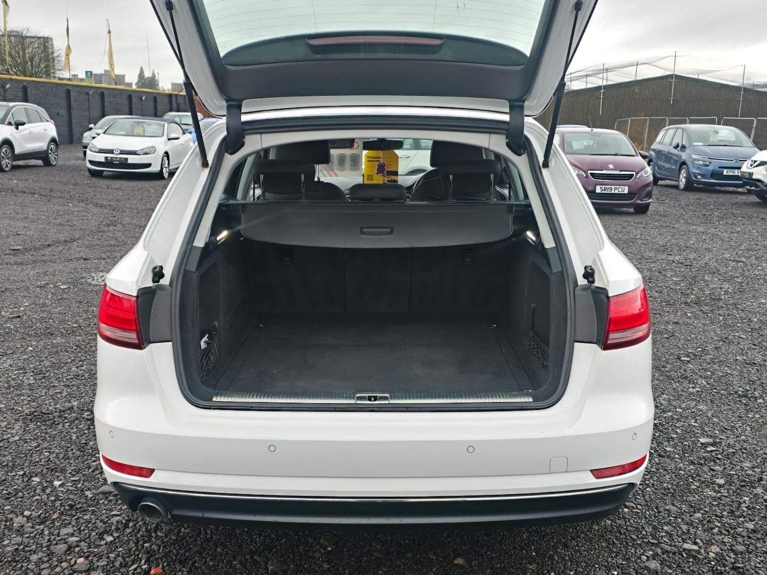 Used Audi A4 2016 for sale - 76882839: Photo 12