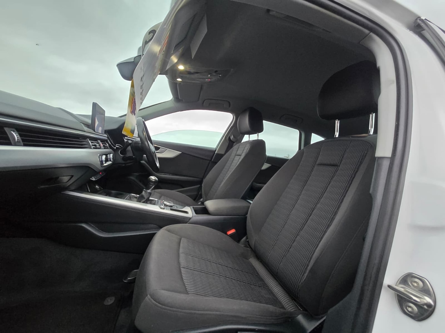 Used Audi A4 2016 for sale - 76882839: Photo 8