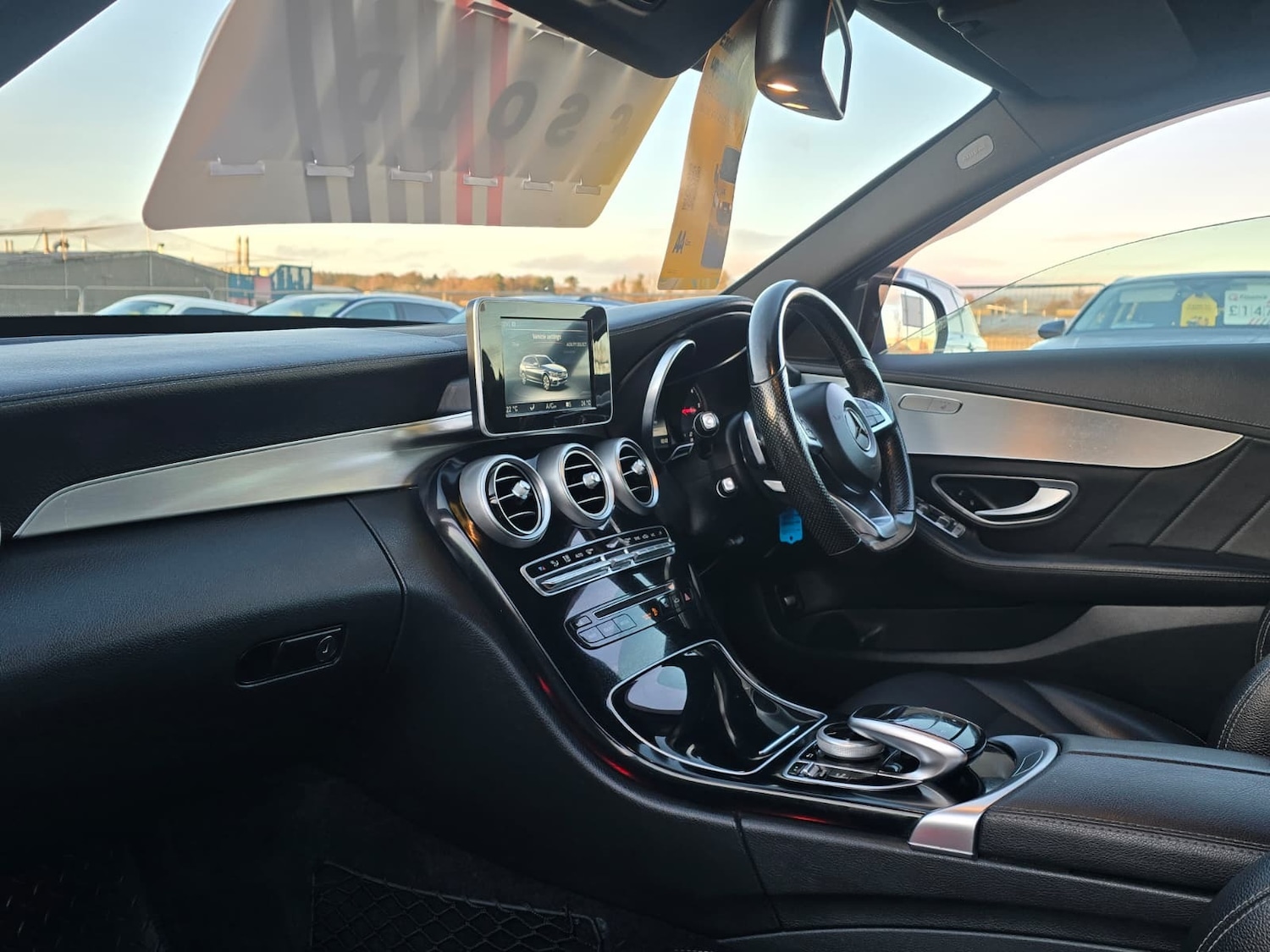 Used Mercedes-Benz C Class 2015 for sale - 77013184: Photo 11