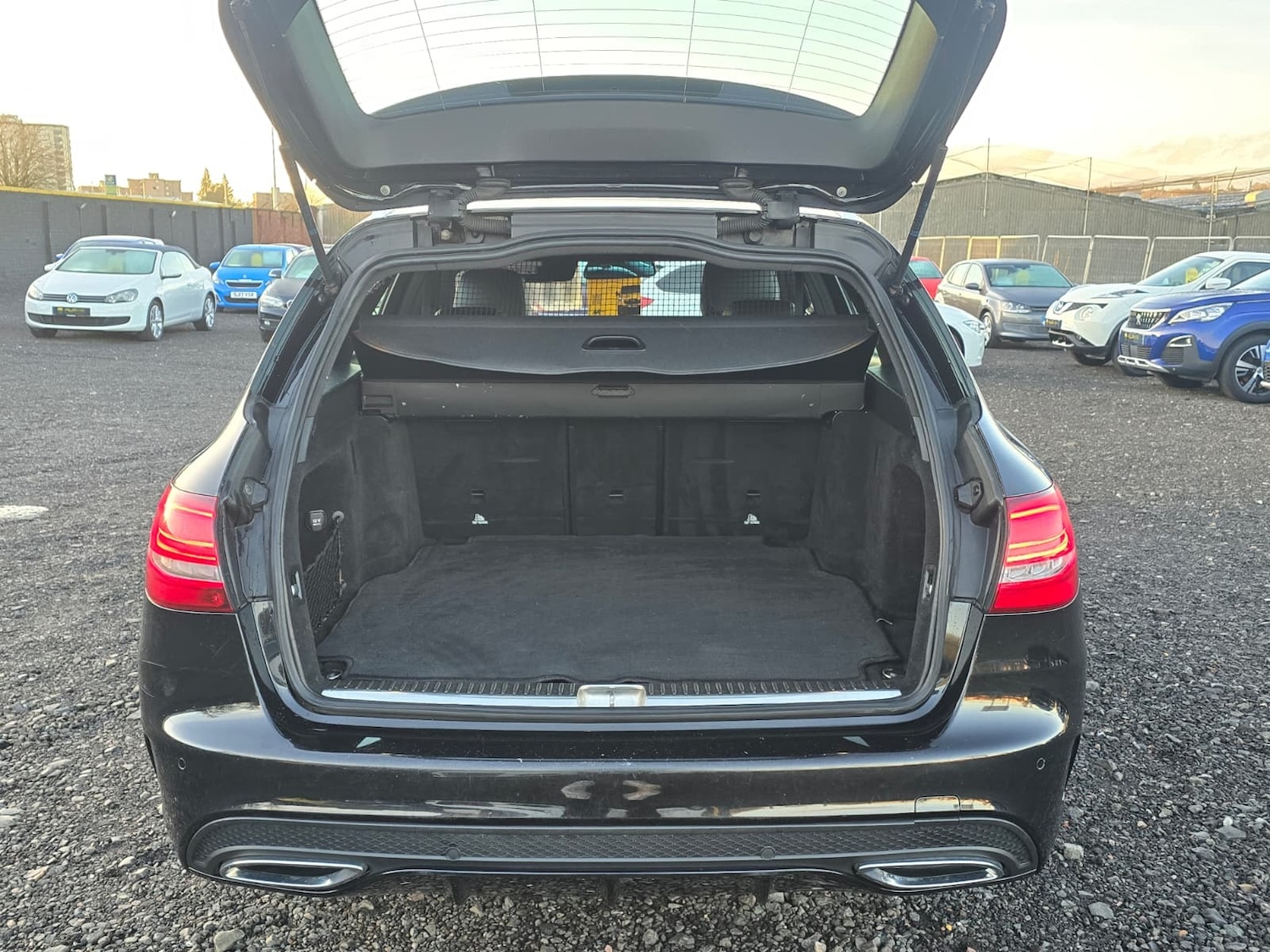 Used Mercedes-Benz C Class 2015 for sale - 77013184: Photo 20