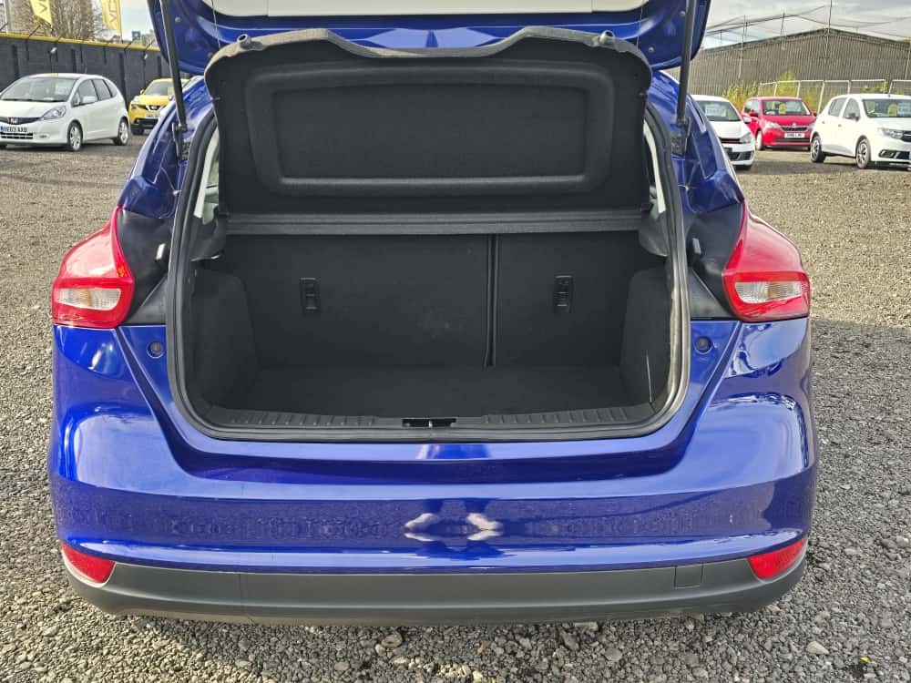 Used Ford Focus 2015 for sale - 76353437: Photo 10